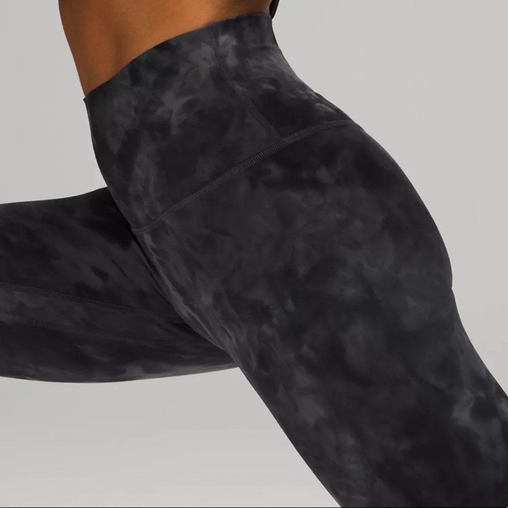 NWOT Lululemon High Rise Pant 25", Diamond Dye, Grey Smoke